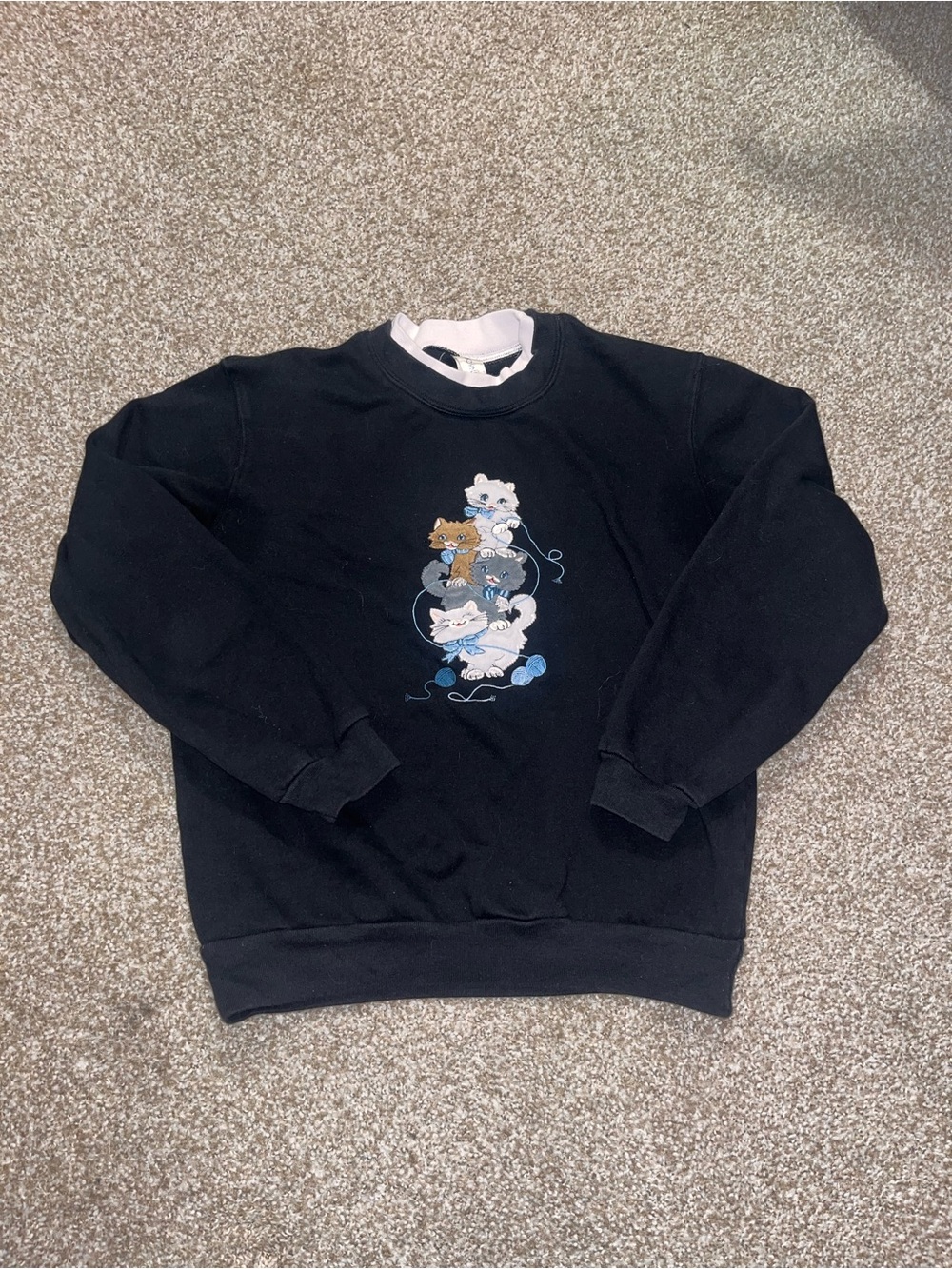 Morning Sun - Y2k embroidered cat & yarn graphic sweatshirt